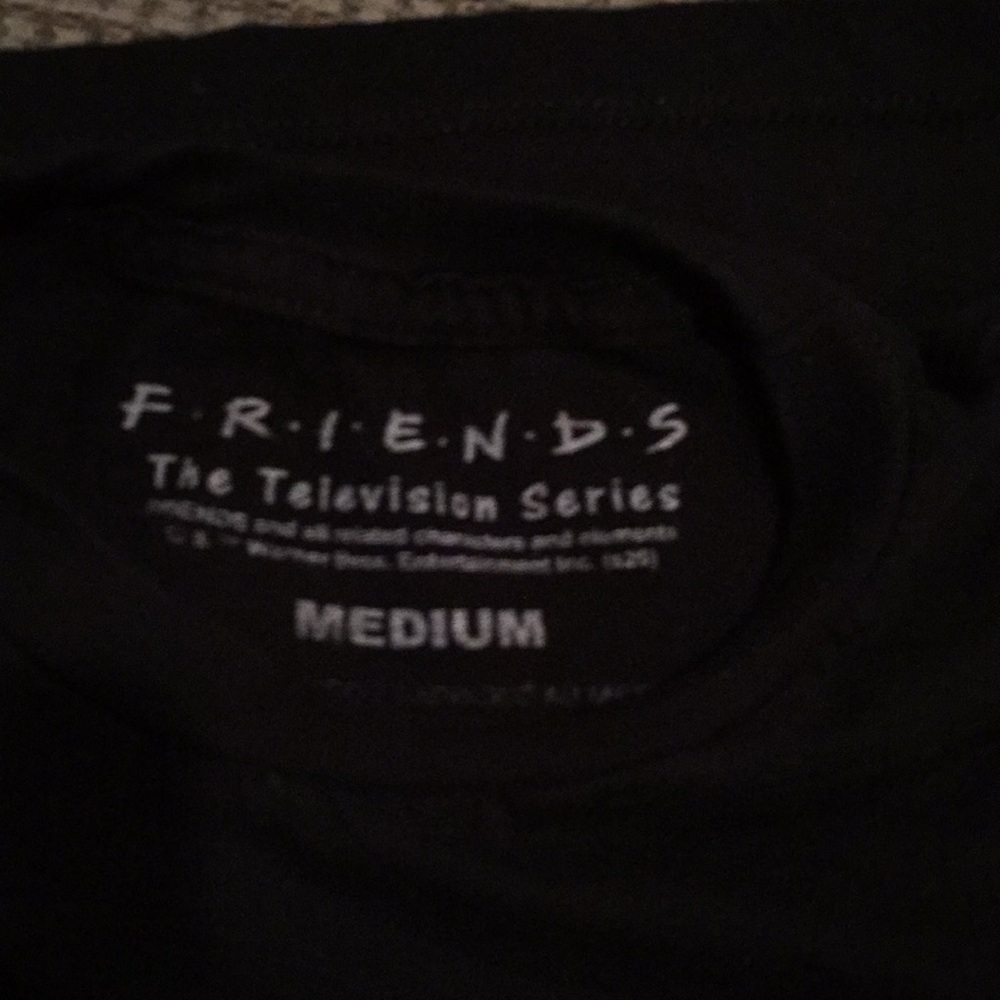 Friends T-shirt - Picture 3 of 5